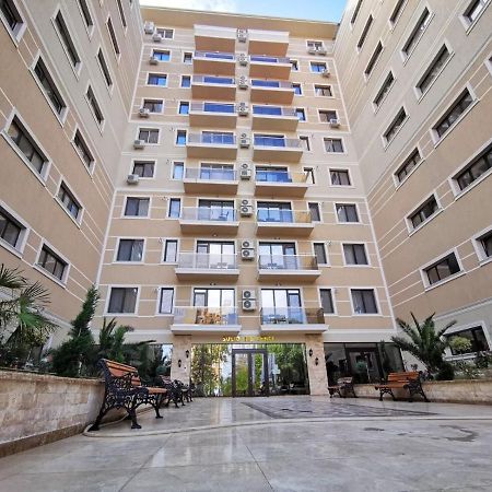 Paradis Apartments - By The Lake Mamaia Exterior foto