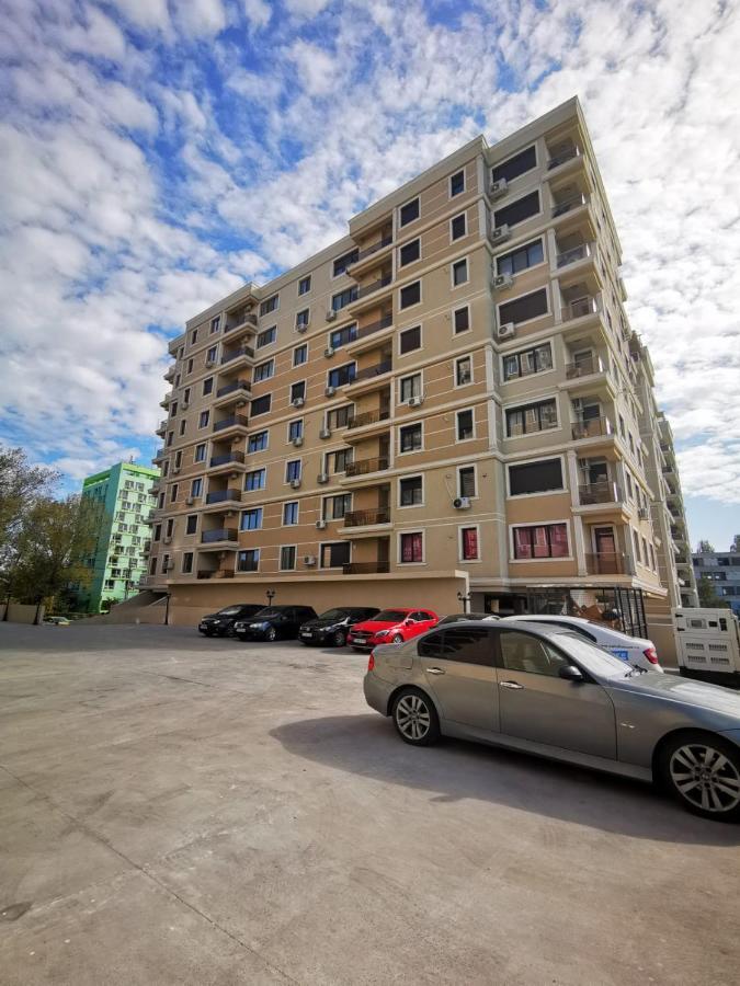 Paradis Apartments - By The Lake Mamaia Exterior foto